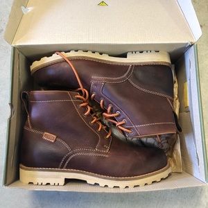 Keen Hiking boots, size 11, New in box